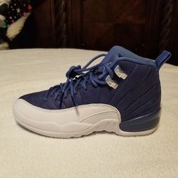 Air Jordan retro 12 Size 4y