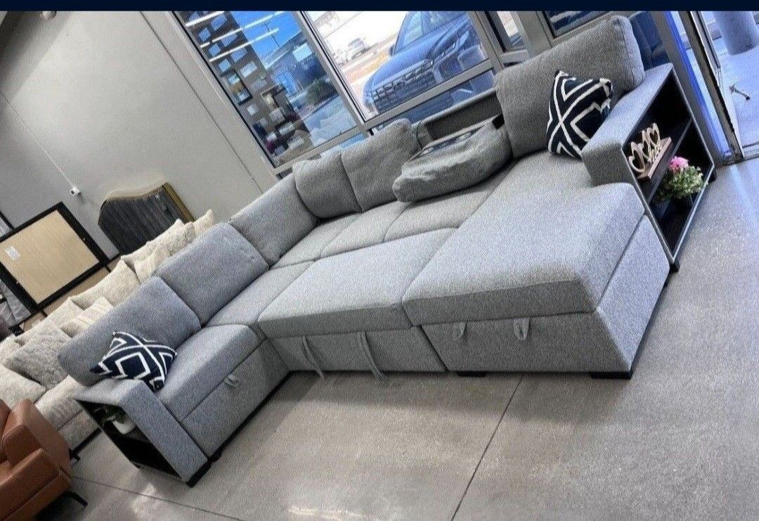✅️✅️4 pc Grey boucle fabric sectional sofa with storage chaise and love seat and pop up sleep area in center drop down tray tables✅️✅️✅️