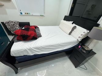 Black Wood Platform Bed Frame with Headboard