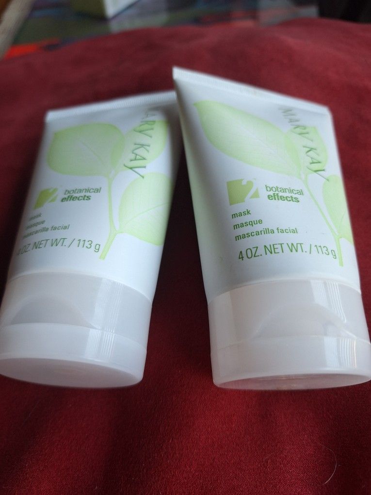 New MARY KAY MASK FOR NORMAL SKIN! YOU GET 2