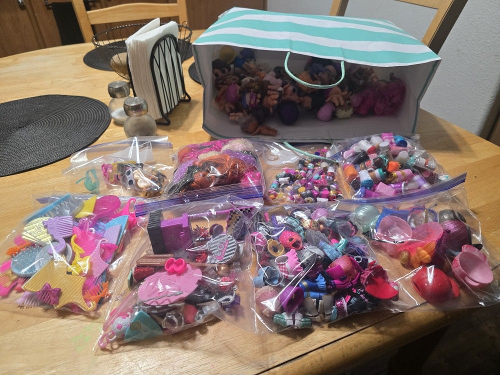 Huge LOL Dolls And Accessories