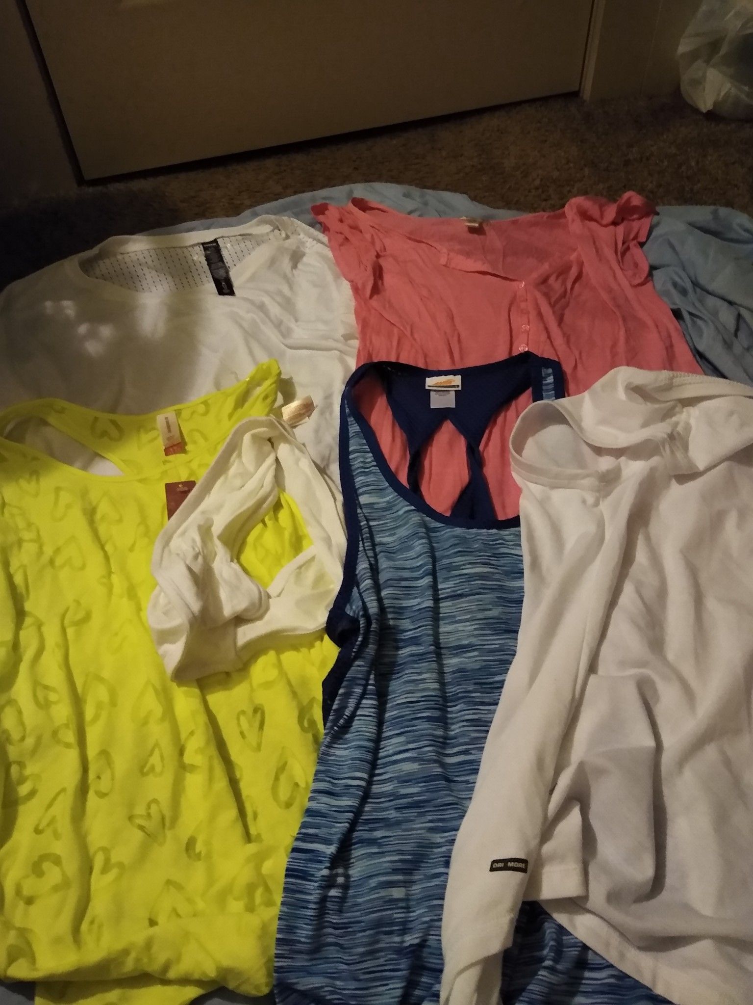 Girls clothes nwt or only wore once