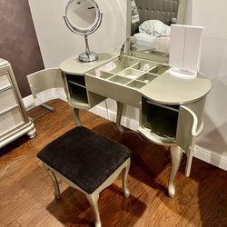  Silver Makeup Vanity Set with Stool Chair and Mirrors 