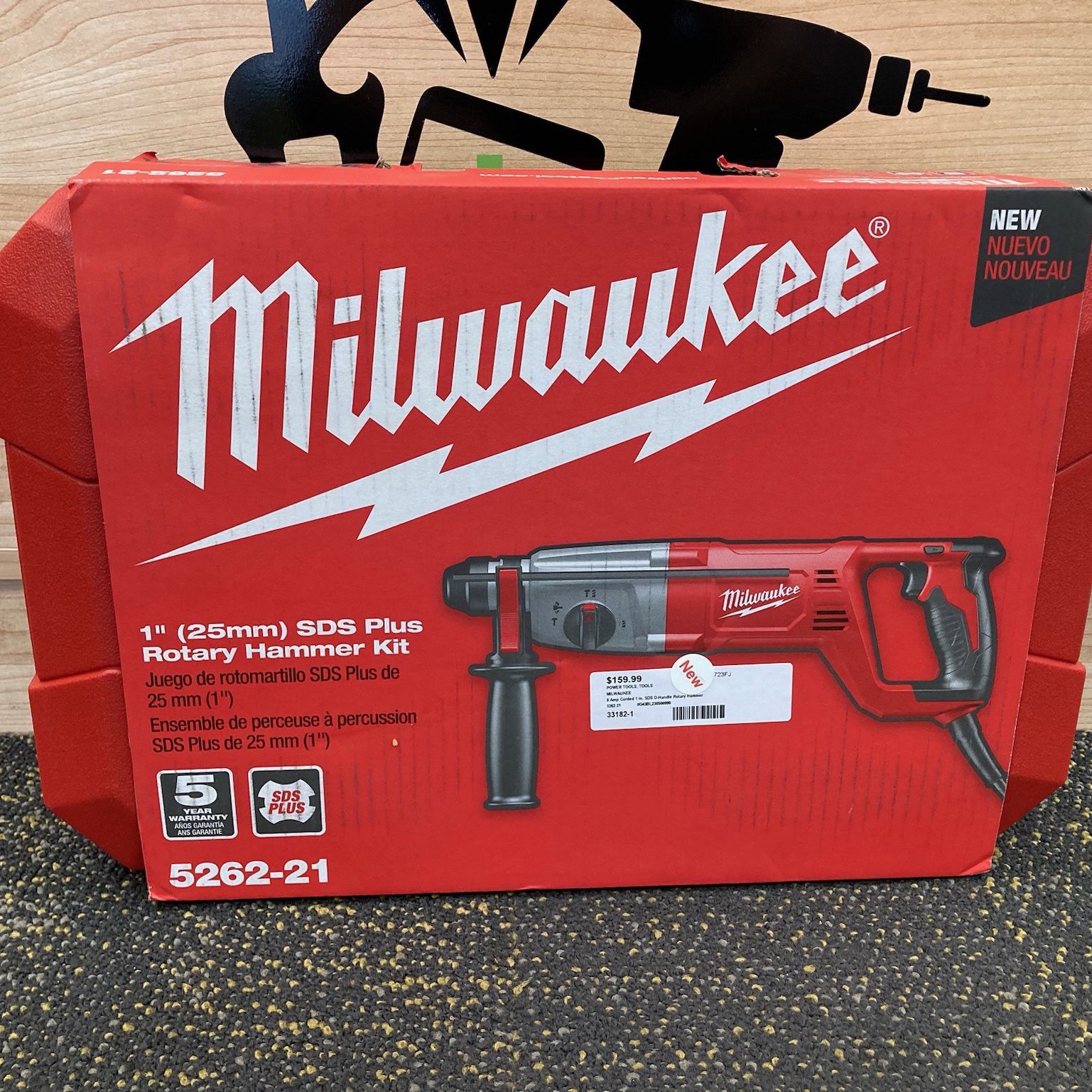 MILWAUKEE 5262-21 Amp Corded 1” SDS D-Handle Rotary Hammer for Sale in  Lynn, MA OfferUp