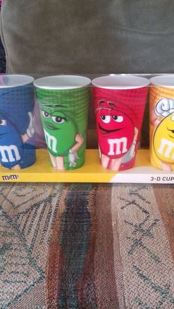 M&M 240z. Cups