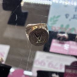 Louis Vuitton ring