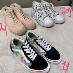 Girls Shoes size 1y & 2y