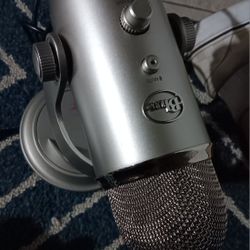 Blue Yeti Microphone 