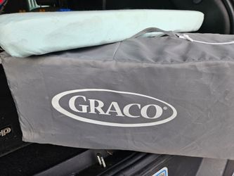 Graco pack n play with mattress