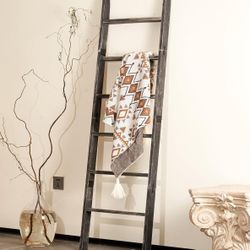 Blossome Rustic Distressed Black Blanket Ladder 6-Tier