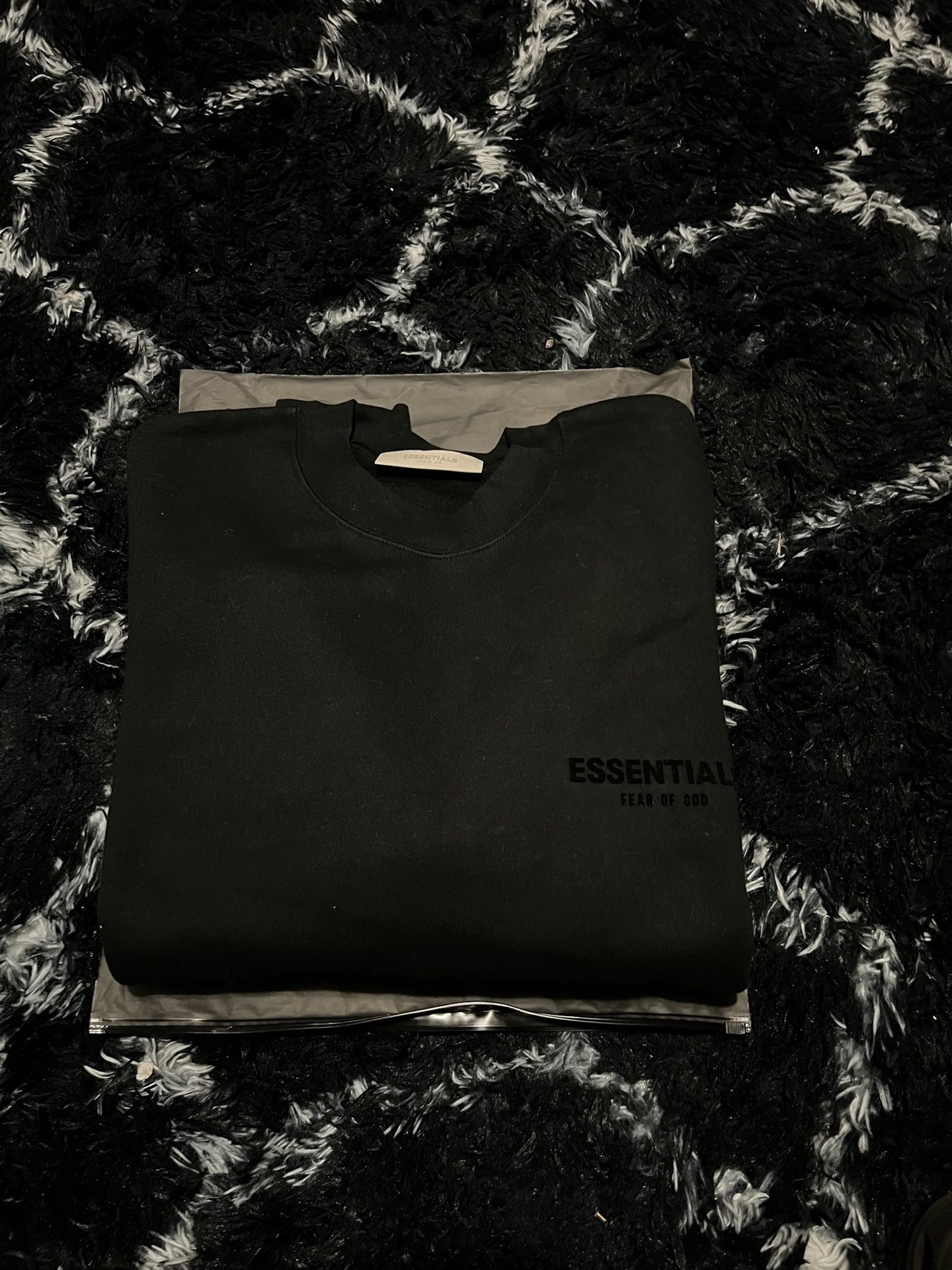 Fear Of God Essentials Black Crewneck Sweatshirt