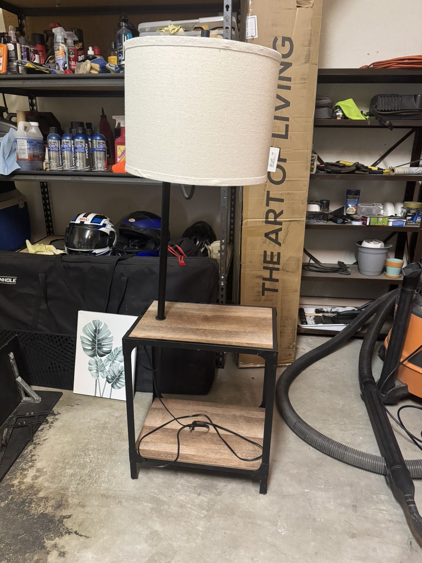 Side Table With Lamp