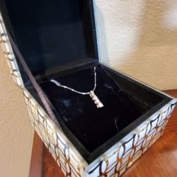 Diamond Pendant Necklace 