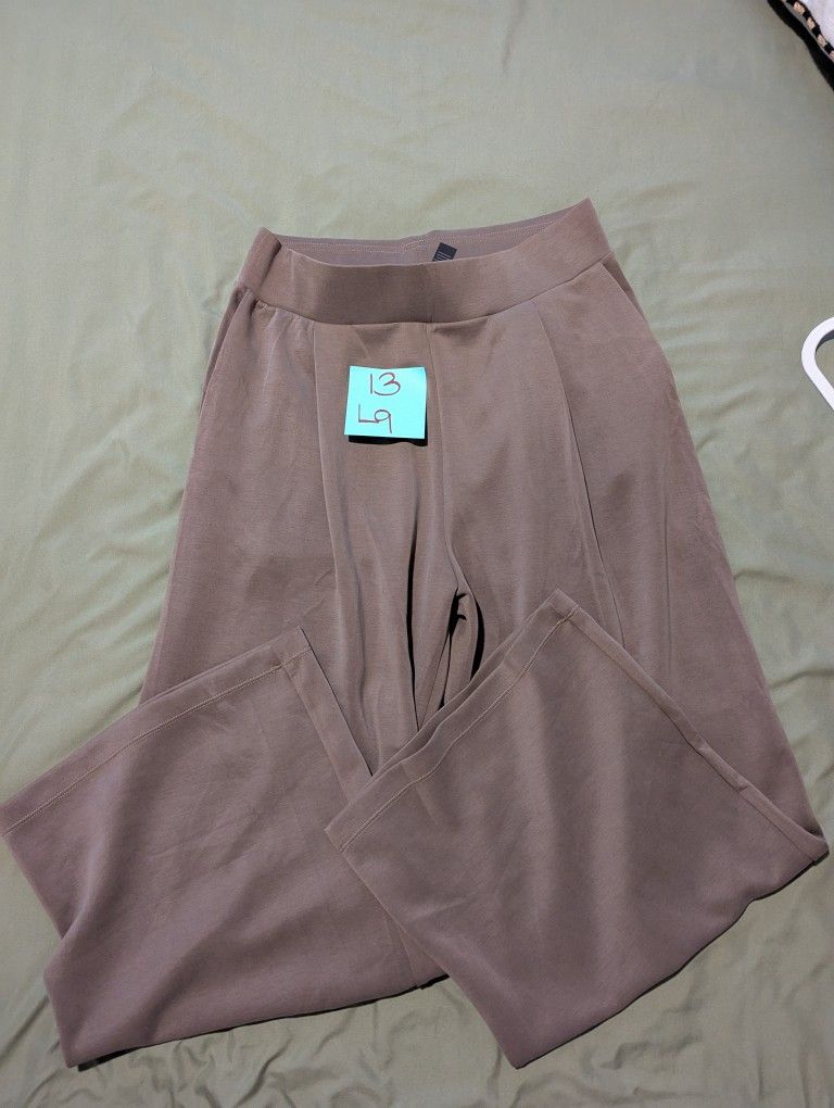 LG/XL Clothing