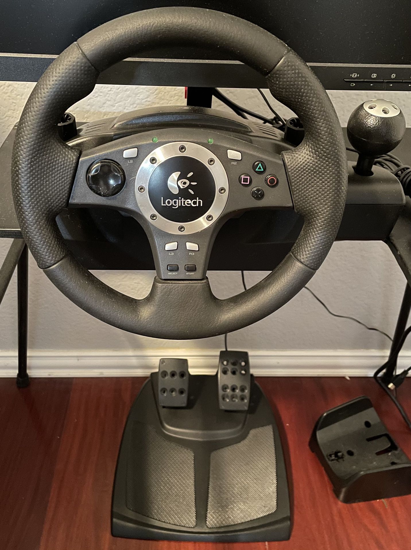 Logitech Driving Force Feedback E-UC2 Steering Wheel for PS2/PS3
