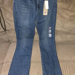 Womans Levi's size 16 bootcut NEW smoke free home PARMA originally $50+ see pics & description 44134