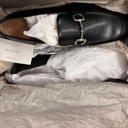 New Gucci Shoes Size 11 US    . Never Worn. 