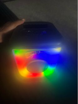 Nice indoor/outdoor speaker led light changing features 🔥