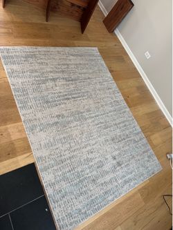 5x7’ Azure Blue/Gray Area Rug