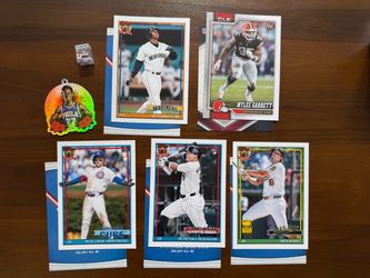 Sports Oversized Cards & Collectibles Lot