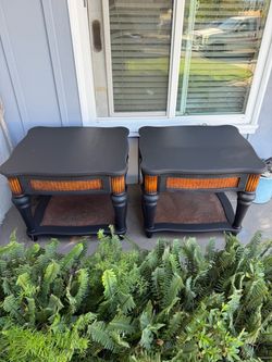 End tables/coffee tables