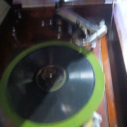 Talking machine 