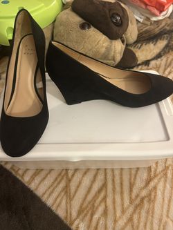 Black Wedges