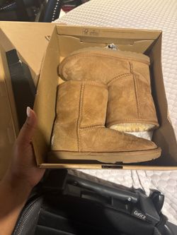kid shoes  gently worn