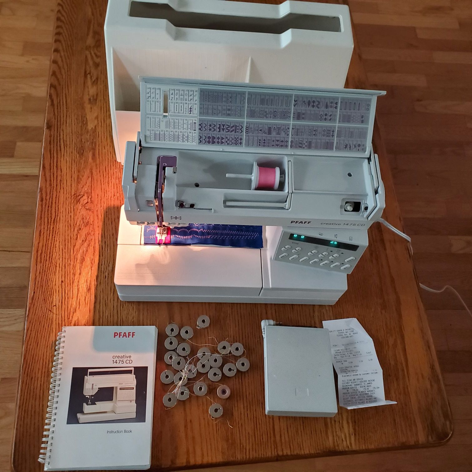 Pfaff creative 1475 CD Computerized Sewing Machine