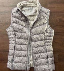 New Woman’s Vest, Size S, Be Boundless