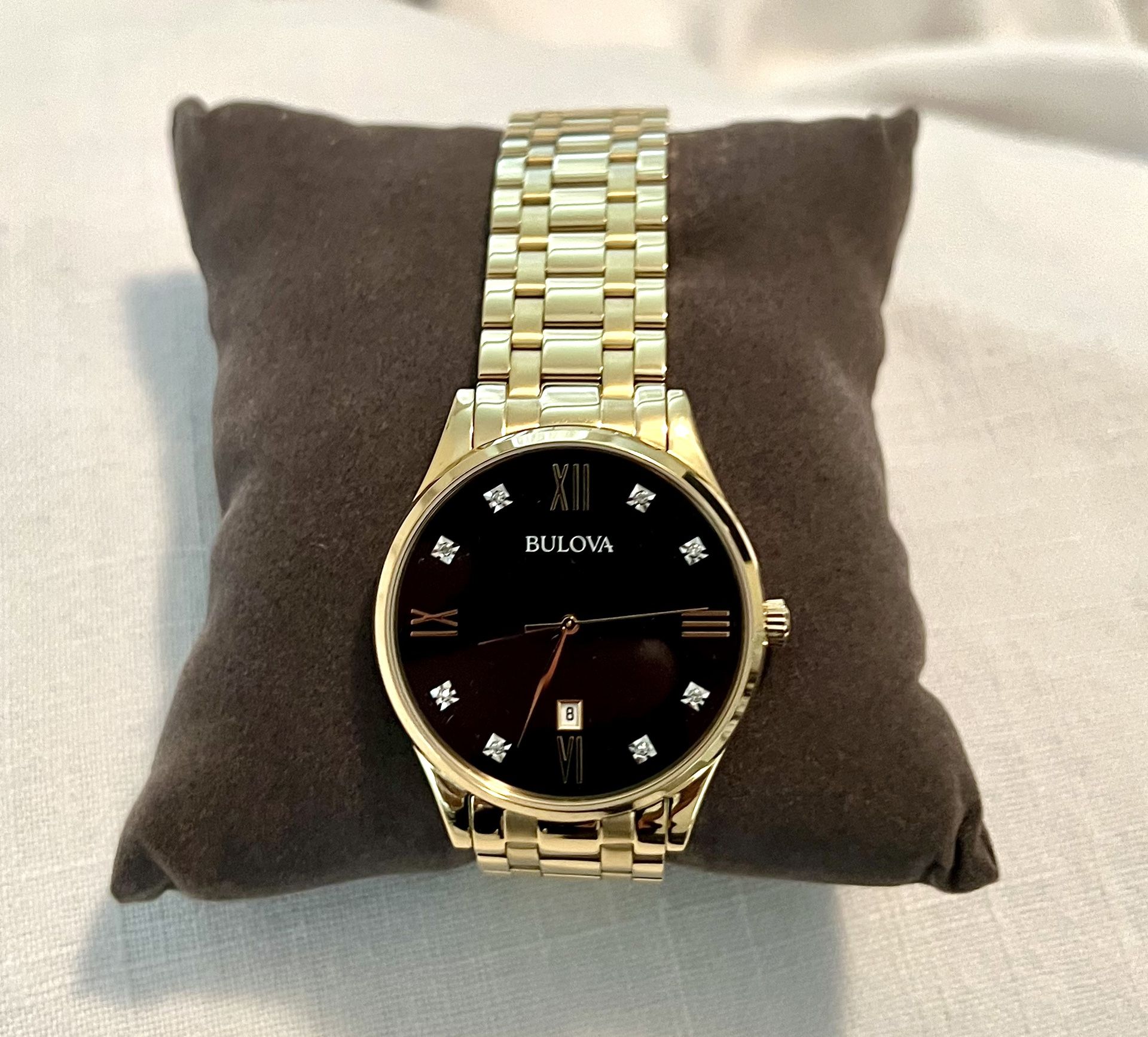 BULOVA Wristwatch (Gold-Plated)