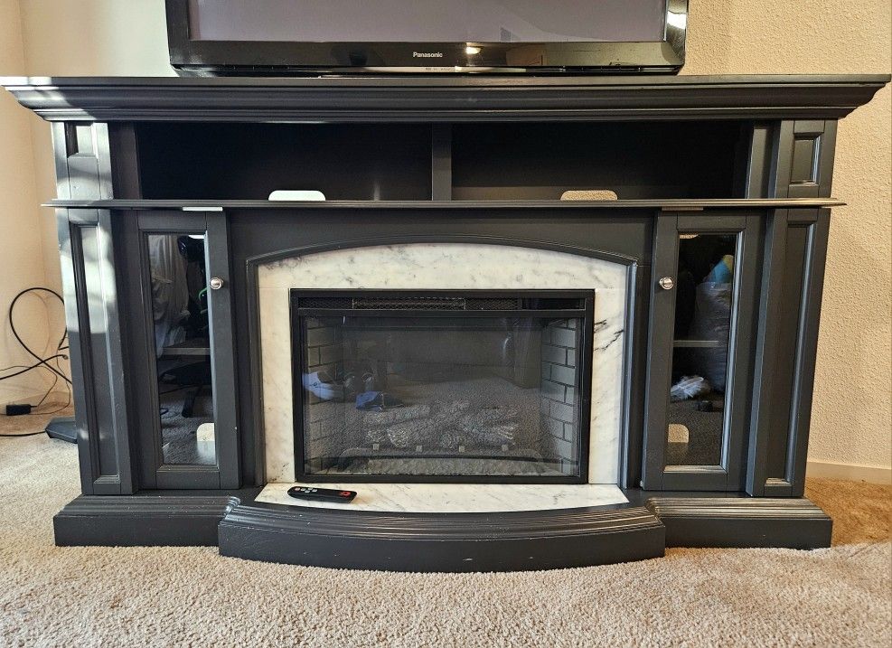 Scott Living 66-in W Dark Gray Infrared Quartz Electric Fireplace/media center