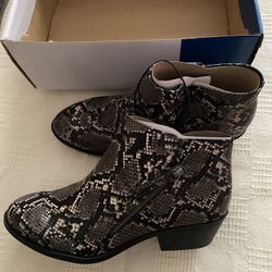 Arizona Snake Skin Print Boots