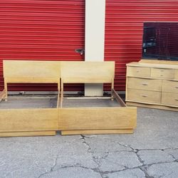Vintage Midcentury MAINLINE by HOOKER Furniture Bedroom- Dresser, Mirror, Chest, Bed, Night Stand