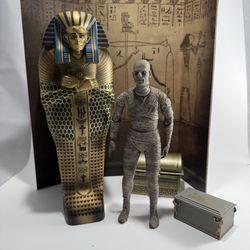 NECA Universal Monsters The Mummy And Accessory Pack 7 Inch Figure