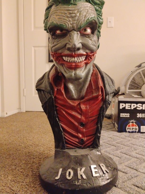 Joker Bust Statue