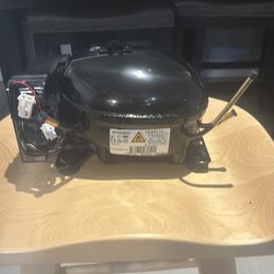 Refrigerator compressor Vesa 11 C