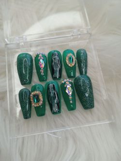 Skull Goth Santa Muerte Nails Halloween Press on