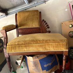 Old Chair 