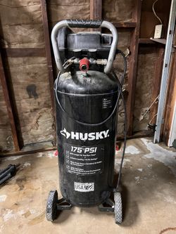 Husky Air Compressor 20 Gal