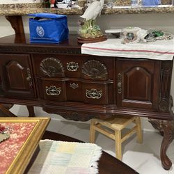 Buffet table 