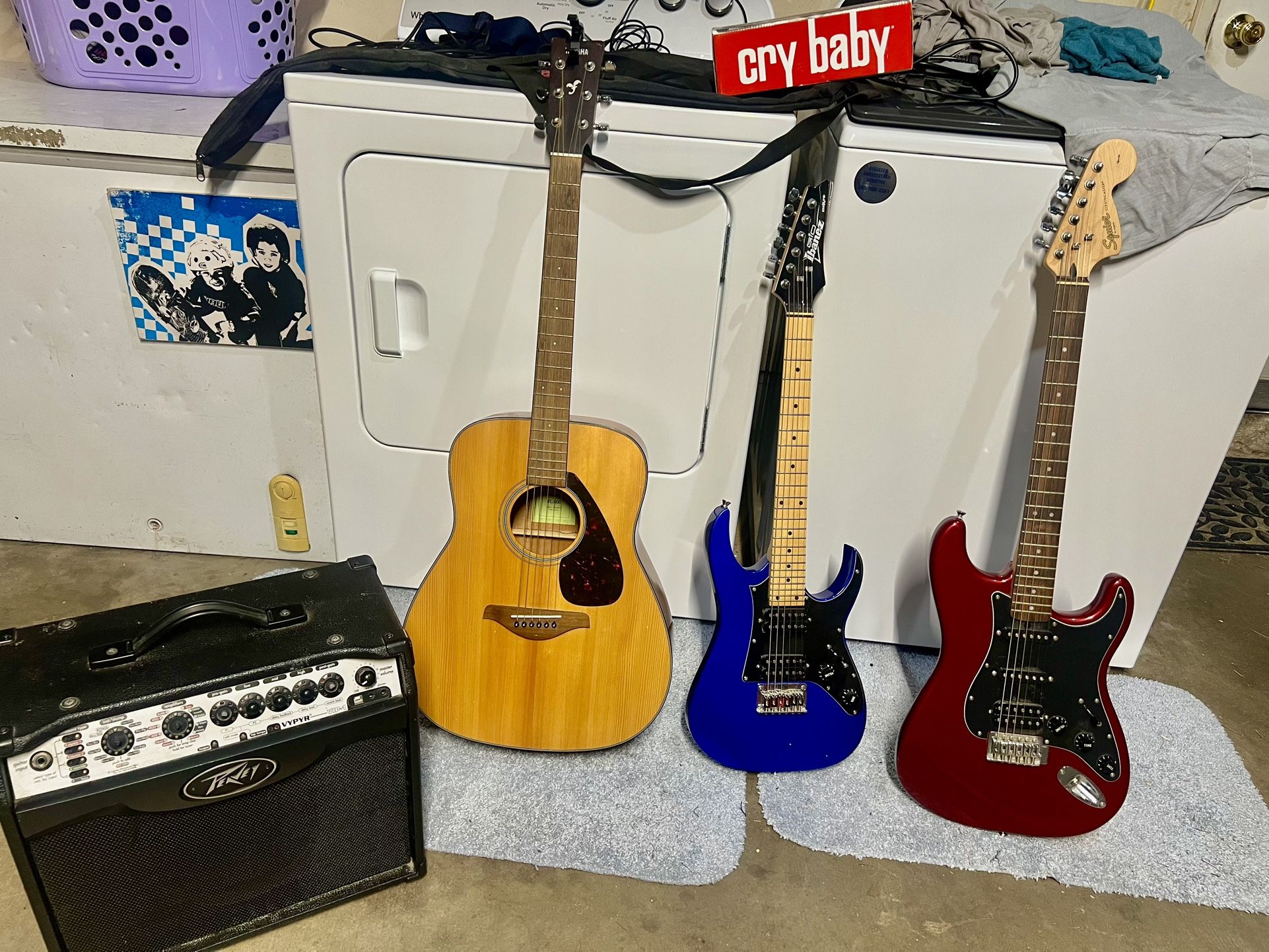 GUITAR BUNDLE (read description and check the notes photo)