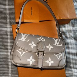 Louis Vuitton Diane Purse