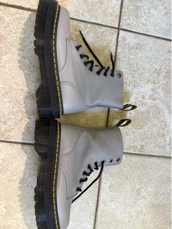 Platform Doc Martens