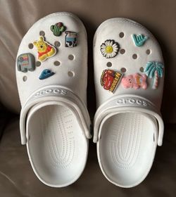 Crocs size 9