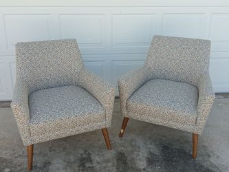 Two chairs & One entryway table