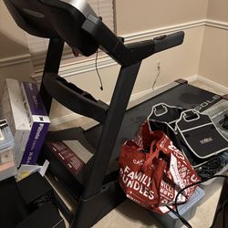 Sole F80 Treadmill – 3.0 HP – 20”x60” Deck – 15% Incline – Great Condition