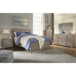 Culverbach Queen Size Panel Bedroom 4pc Set