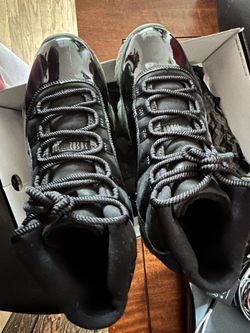 Air Jordan 11 Retro Size 9.5. $140
