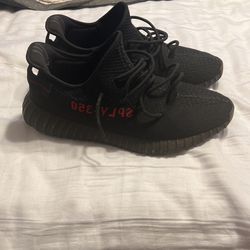 Yeezy V2 Bred